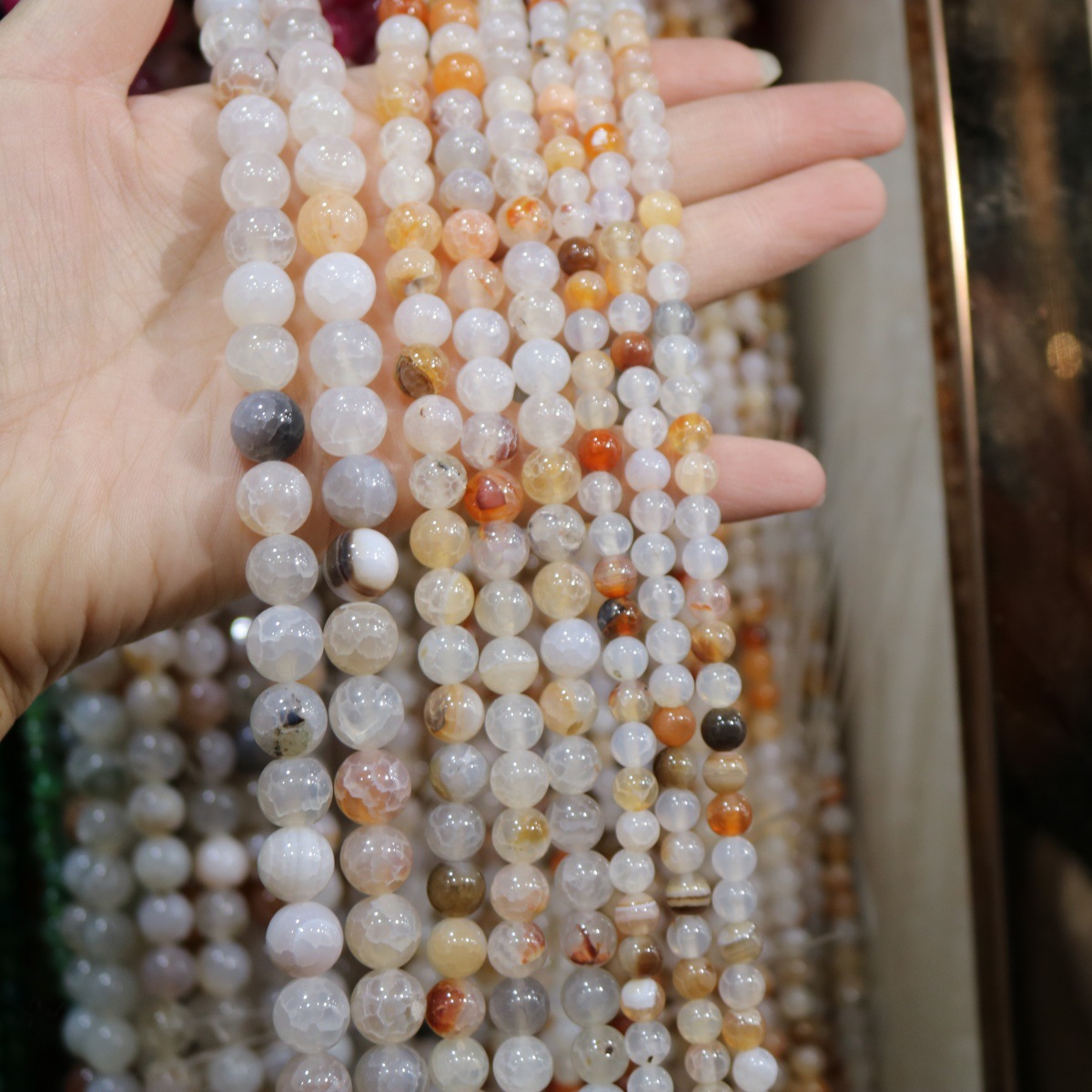 Color 6mm (61 Pc/Strand)