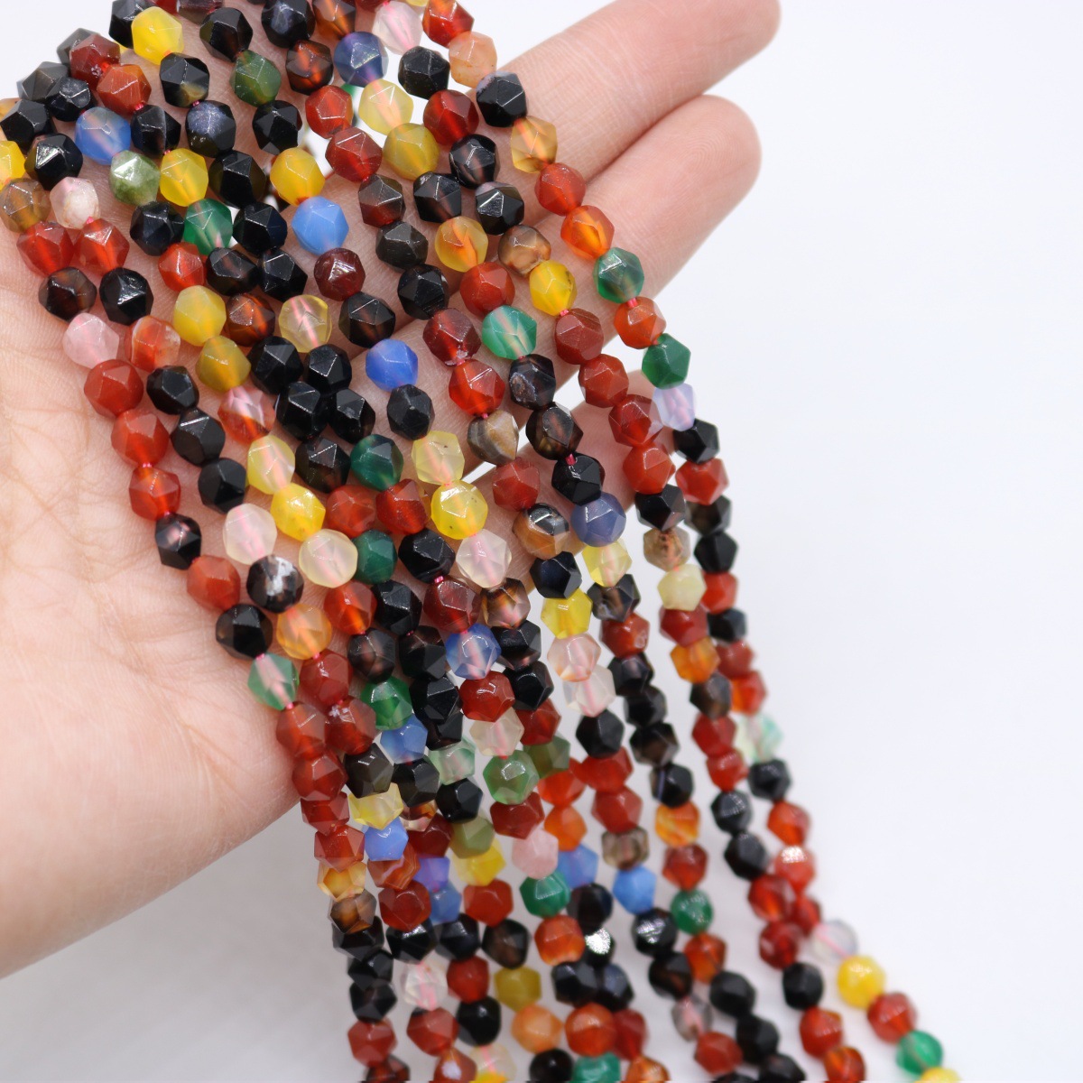 Color 6mm (about 61 Pc/Strand)
