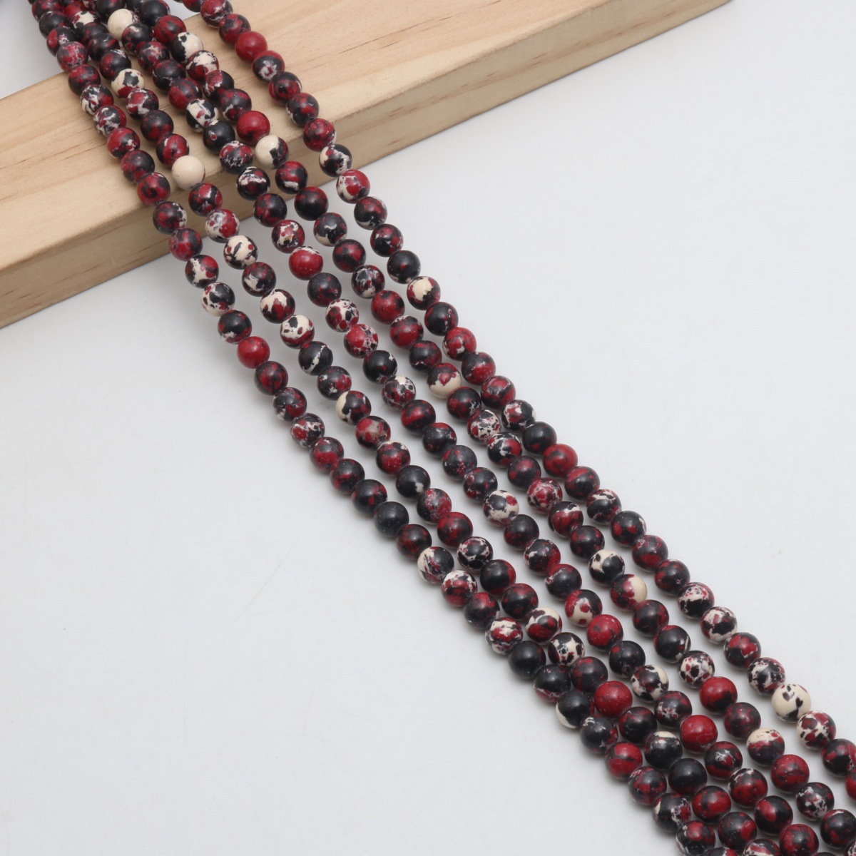 Crimson 6mm (about 63 Pc/Strand)