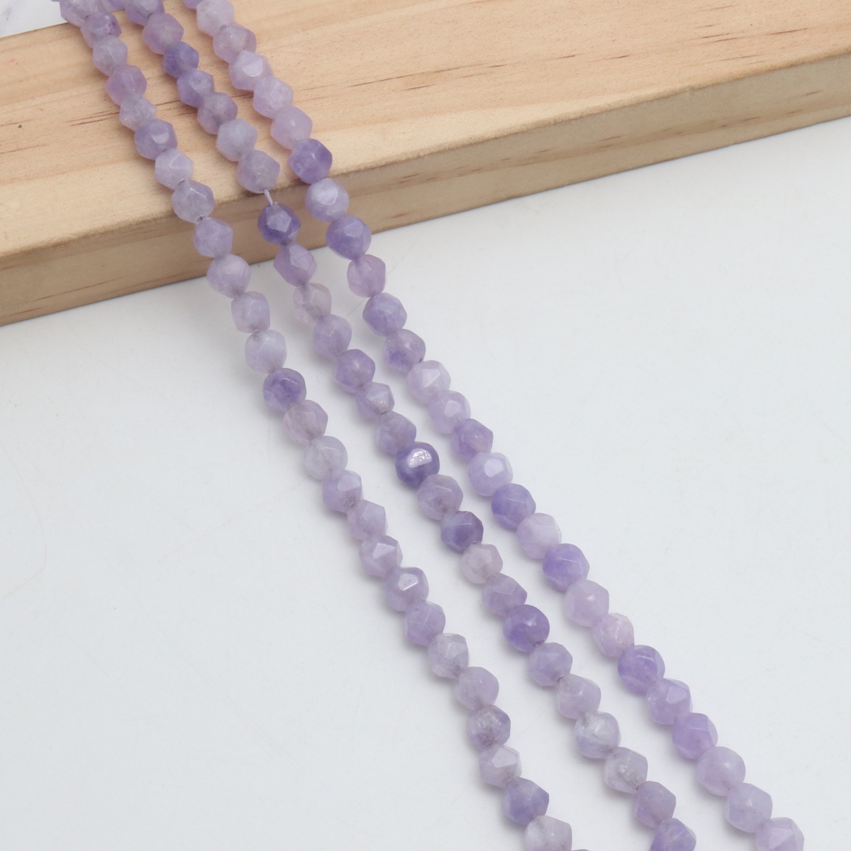 Lavender purple 6mm (about 61 Pc/Strand)