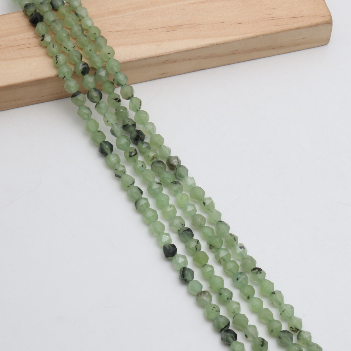 Light green 6mm (about 61 Pc/Strand)