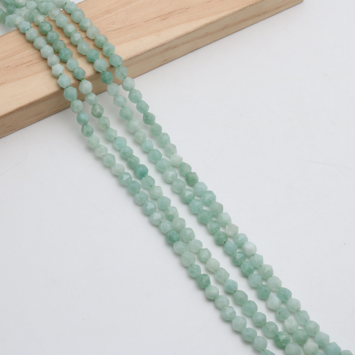 Green 6mm (about 61 Pc/Strand)