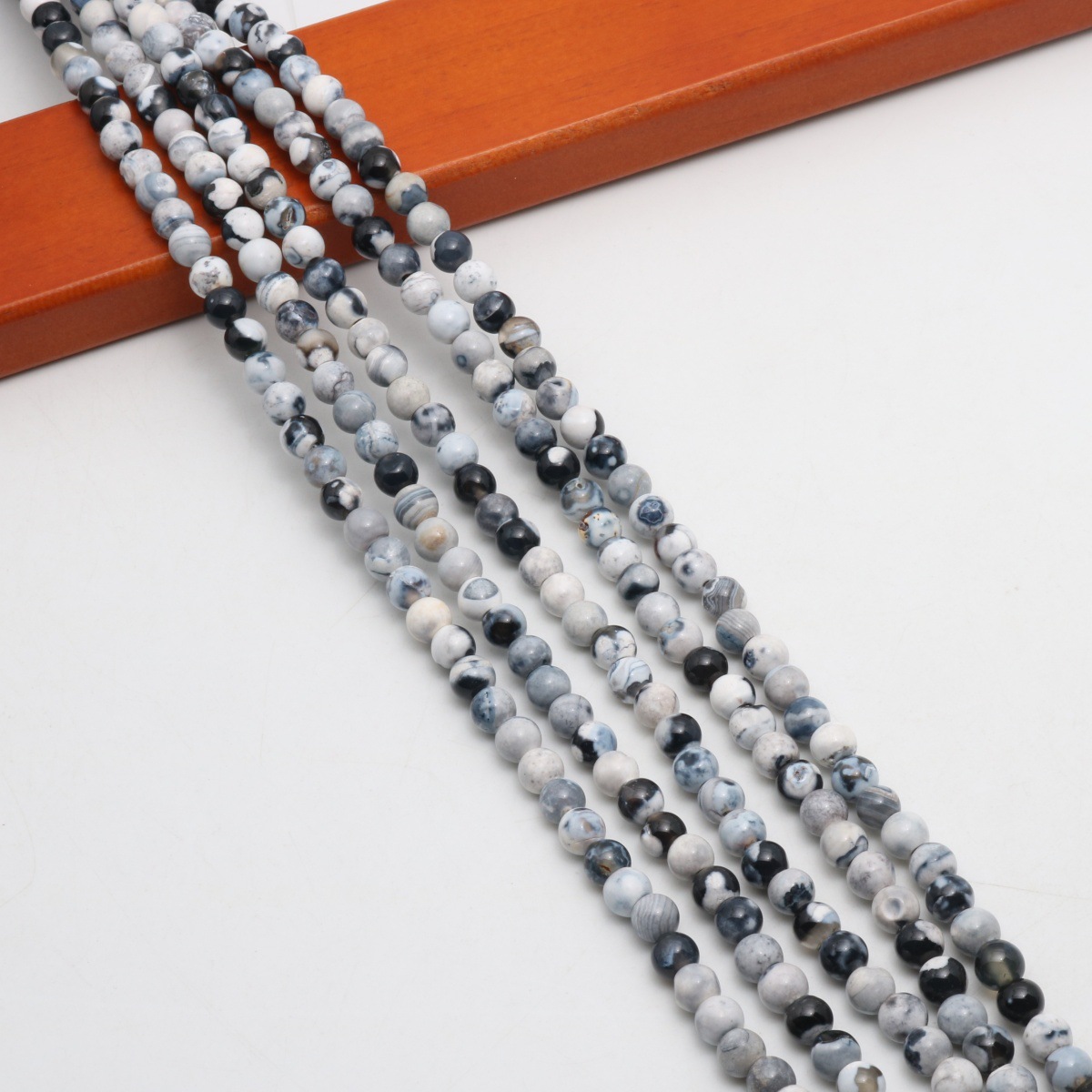 Off-white 6mm  (about 63 Pc/Strand)