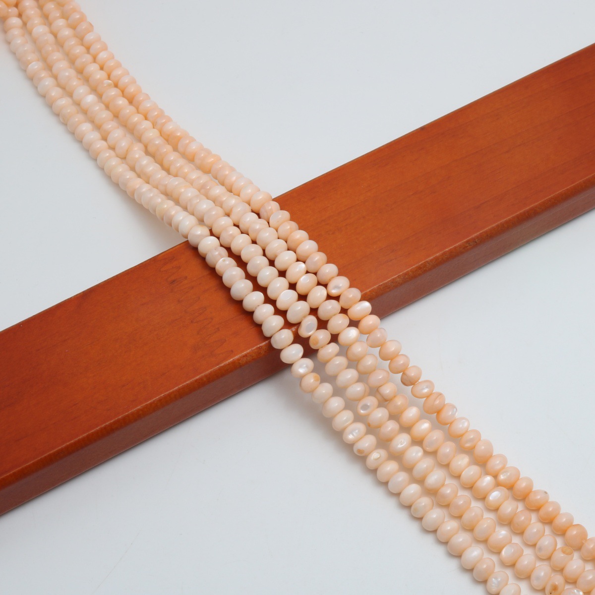 skin color 3.5x5mm (about  105 Pc/Strand)