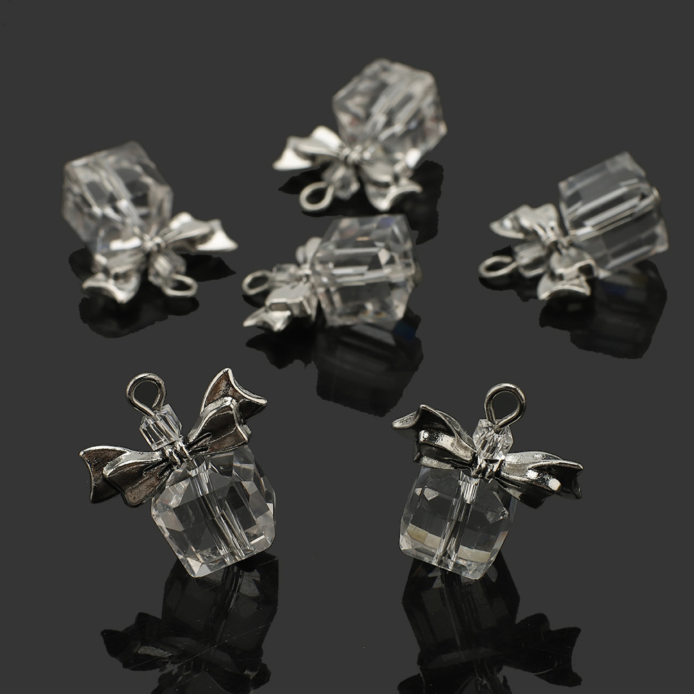 Silver bow white 10mm