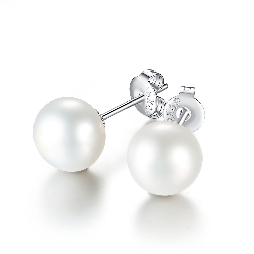 Freshwater Pearl Stud Earring