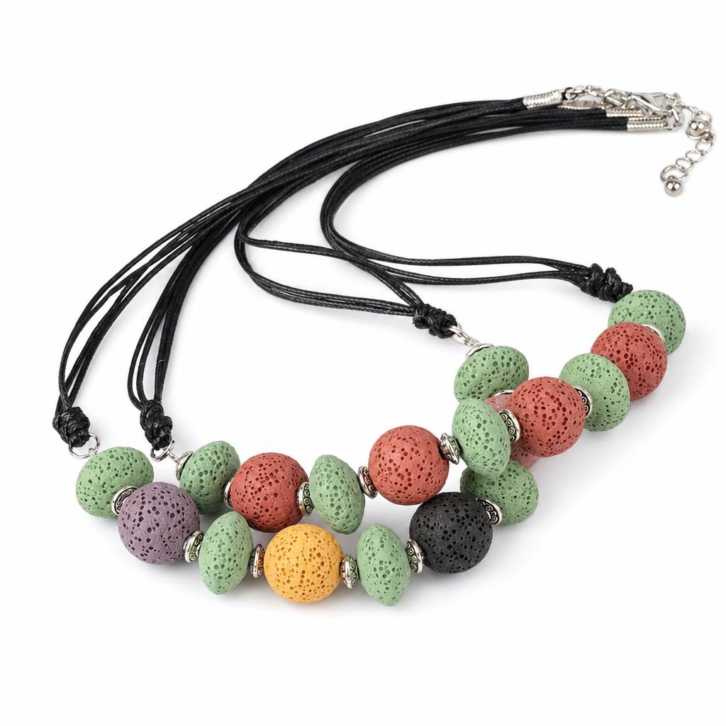 Collier de perles de lave