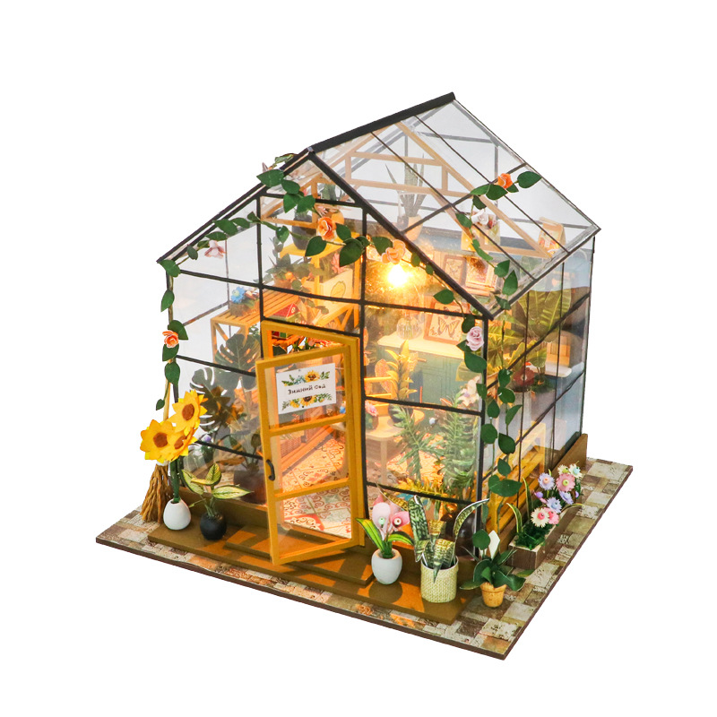 Various Doll Houses & Accessories
